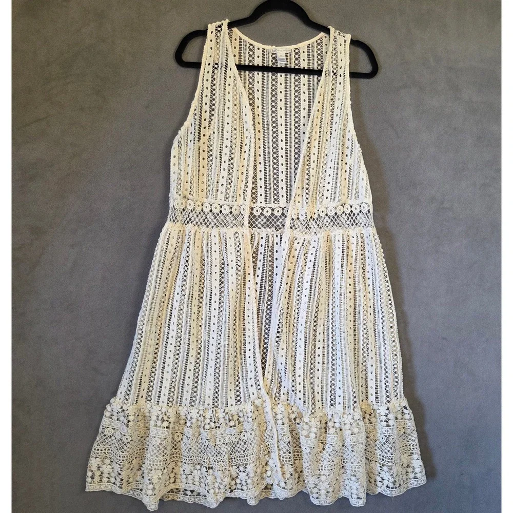 Cato Long Sleeveless Lace Vest Women's XL Boho Layering Ruffle Cottagecore